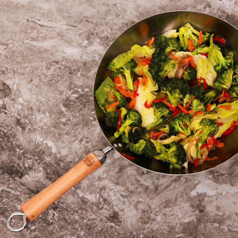 JOYCE CHEN Classic Series 12-Inch Carbon Steel Stir Fry Pan with Birch Handle - Image 4
